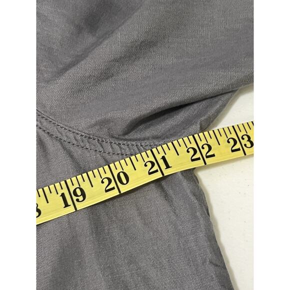 Tahari Women’s Grey Shacket Jacket Size Large Button Front Casual Outerwear - Picture 7 of 9